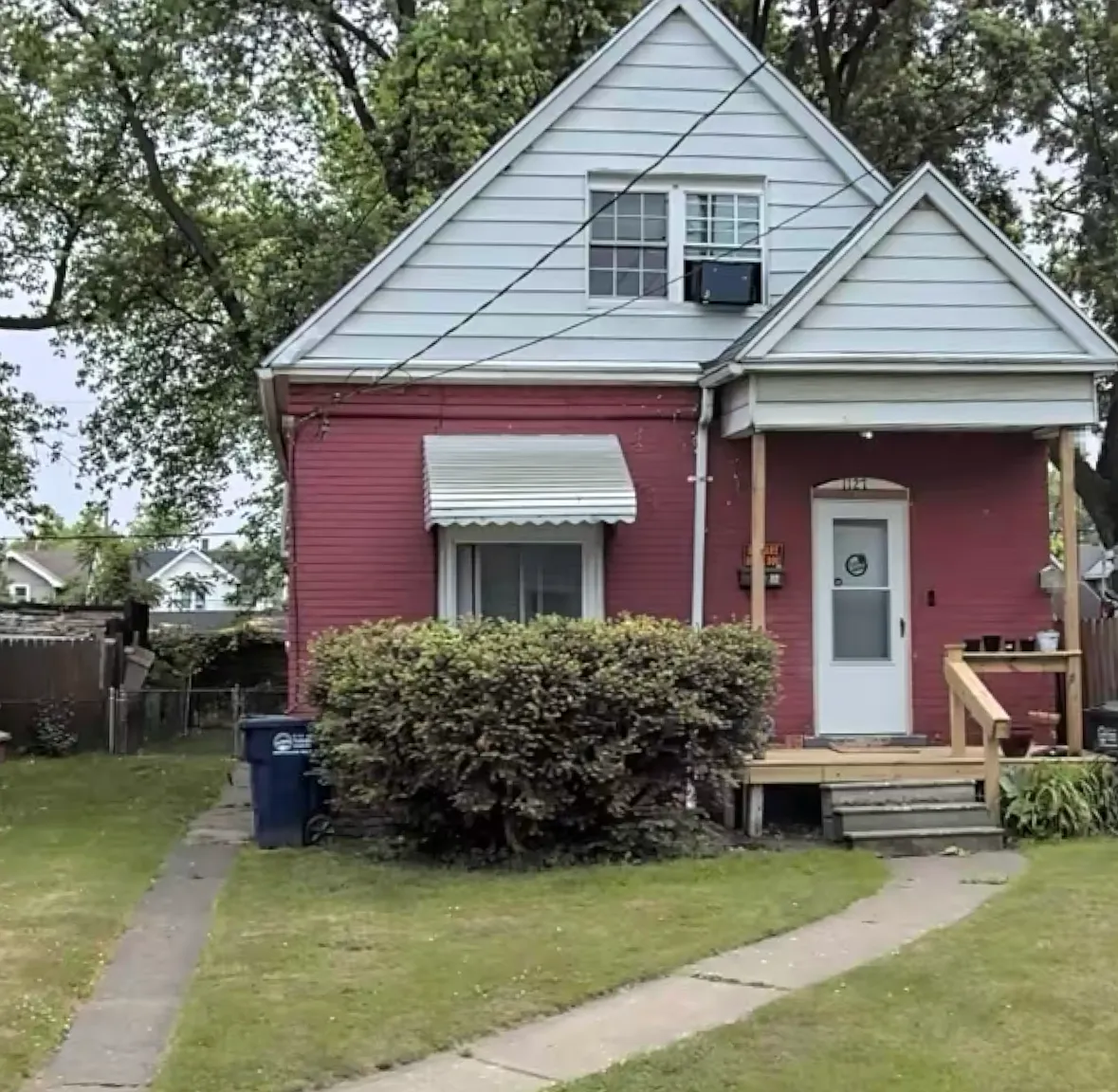 Walbridge Ave, Toledo — Photo 1