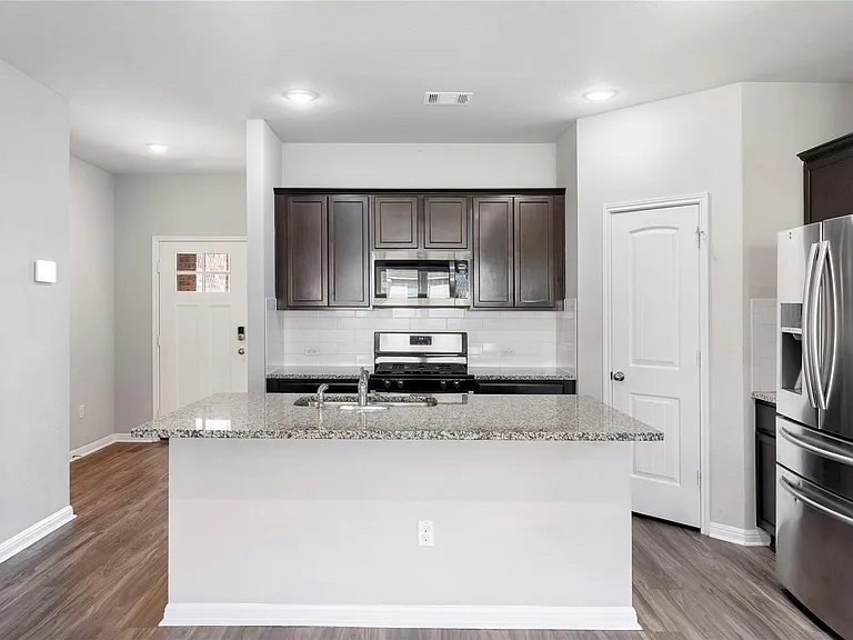 365 Empress Tree Dr — Photo 11