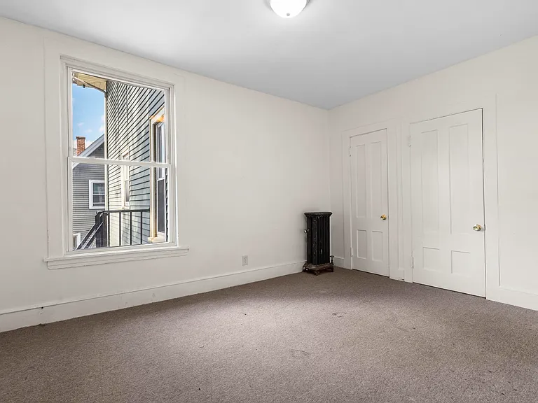 113 E Main St #4 — Photo 11