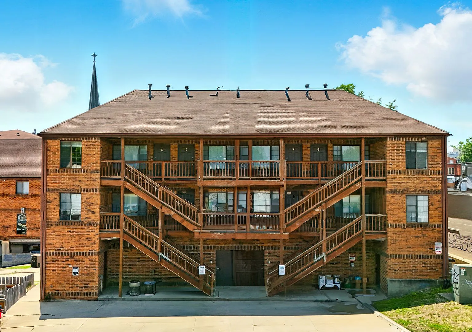 Key - Key Properties — Photo 2