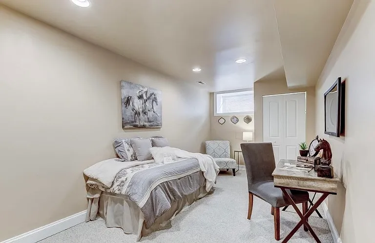 804 S Belnord Ave — Photo 16
