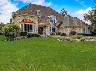 29 Stirrup Cup Ct, Saint Charles, IL 60174