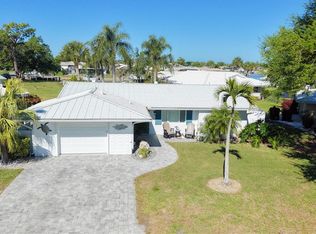 35 Oakwood Dr N #35, Englewood, FL 34223