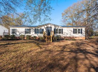 200 Country Walk Ln, Simpsonville, SC 29680