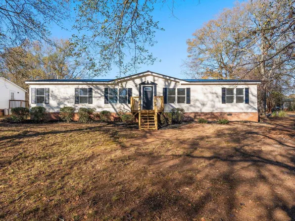 200 Country Walk Ln, Simpsonville, SC 29680