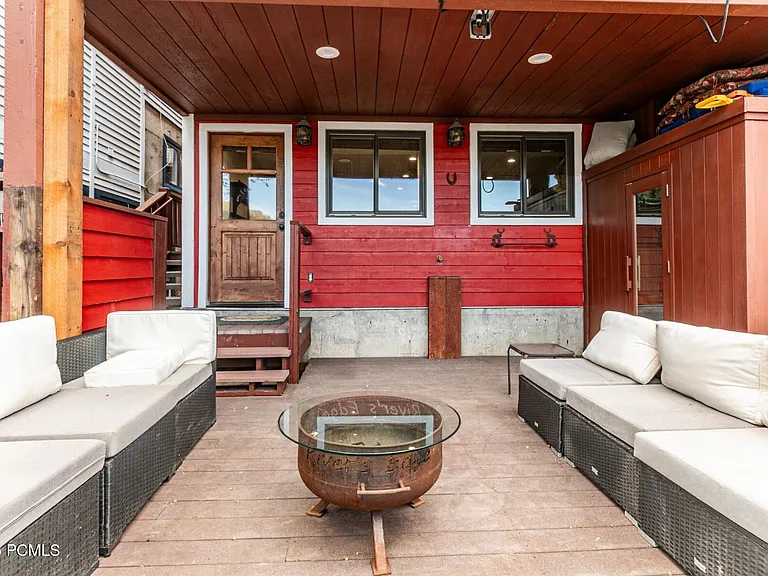 214 Woodside Ave — Photo 23
