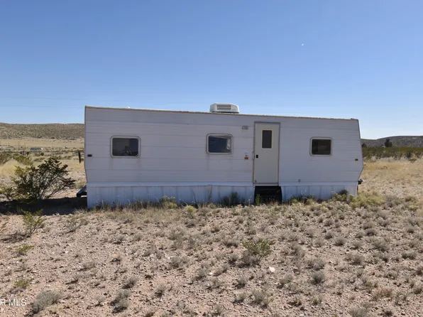 Leslie Harmon St, El Paso, TX 79938