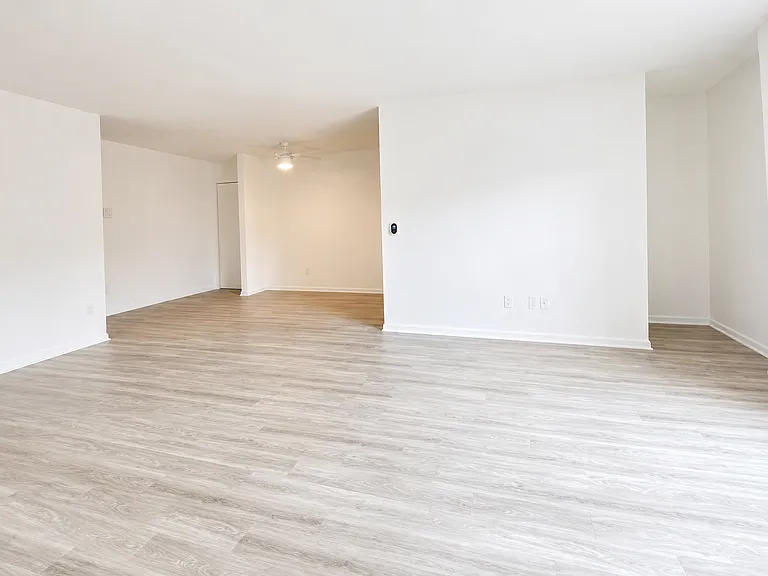 10619 Landale St #203 — Photo 4