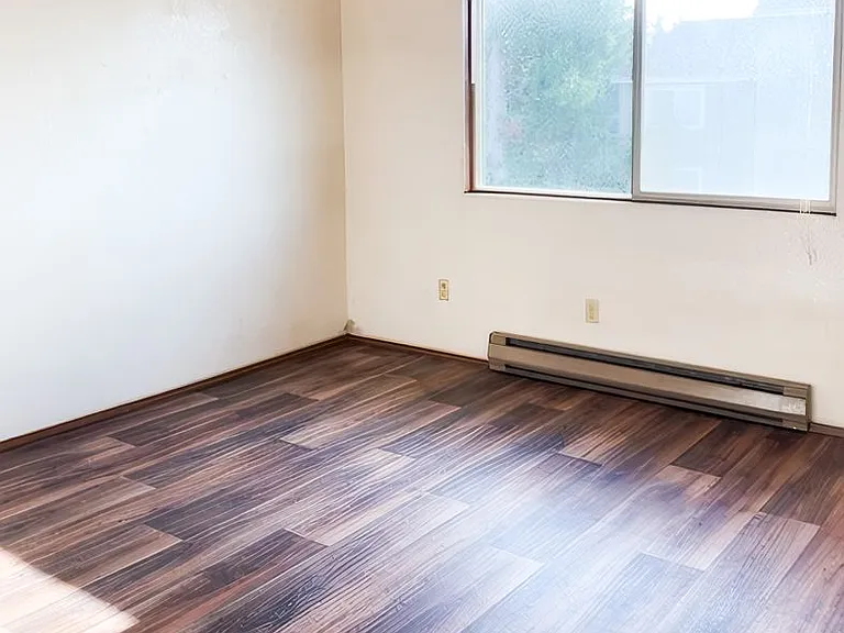 8732 Phinney Ave N #201 — Photo 4