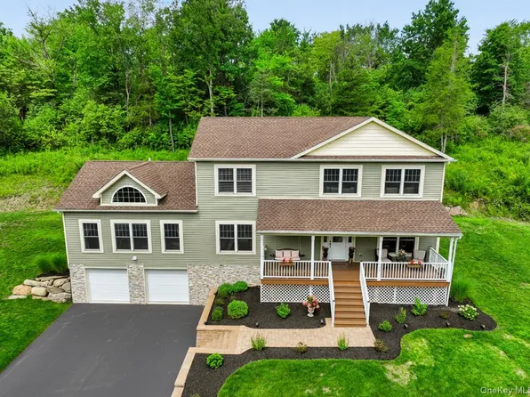529 Hulsetown Road, Campbell Hall, NY 10916