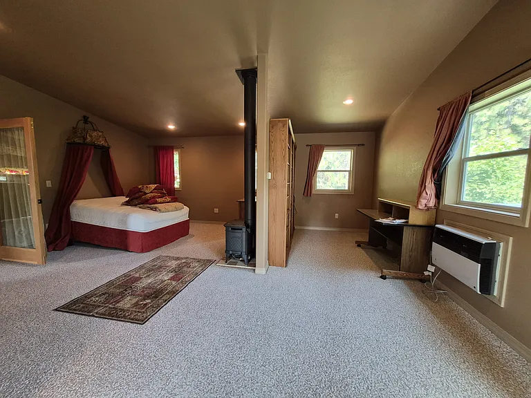 1050 Britton Rd — Photo 11