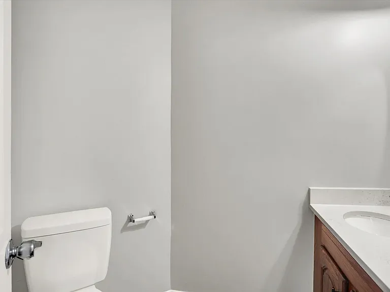 4709A Charles Rd — Photo 12