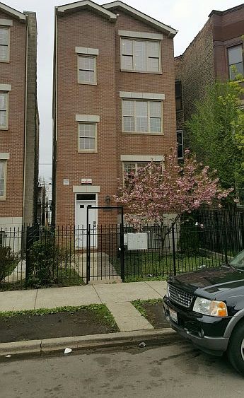 1st image of 4016 W Jackson Blvd APT 1