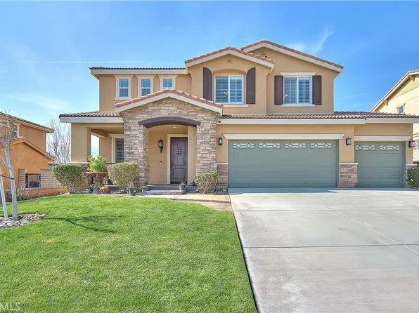 15210 Hawk St, Fontana, CA 92336