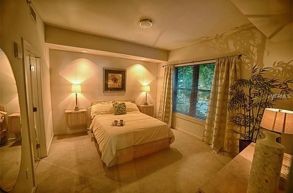 2 bed, 1273 sqft, $3,150 — Photo 3