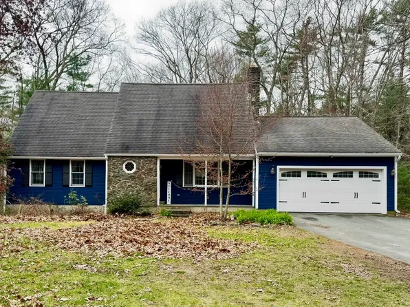 34 Staples Shore Road, Lakeville, MA 02347
