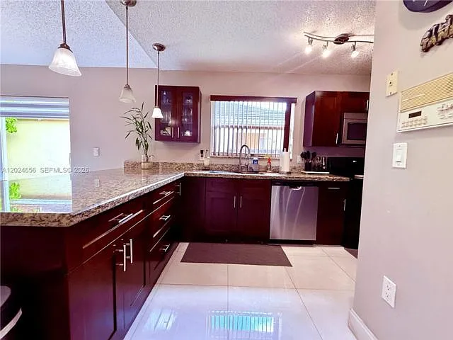 14530 SW 156th Ave — Photo 19