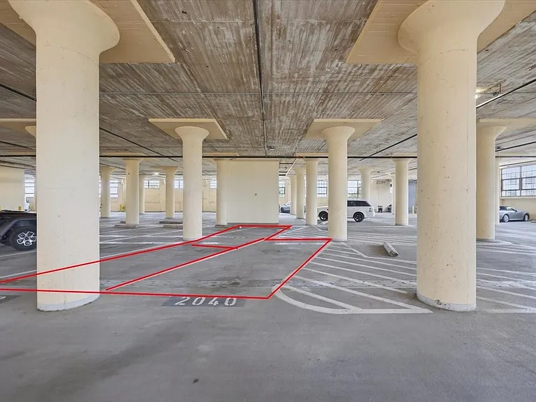 Parking spaces with option for 3rd parking space