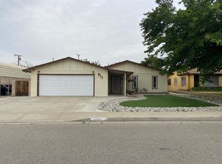 911 W Coral Ave, Ridgecrest, CA 93555