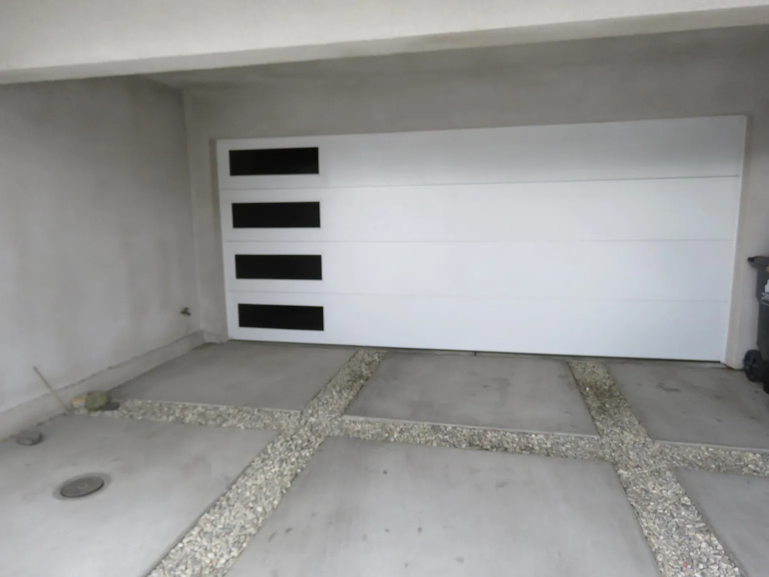 3 bed, 1150 sqft, $3,250 — Photo 3