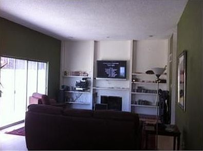 4th image of 2301 Cutler Ave NE