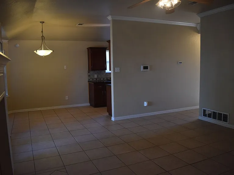 3905 Littlerock Dr — Photo 9
