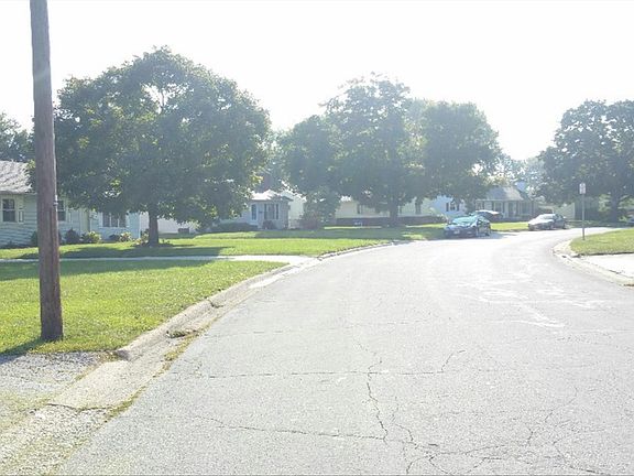 3rd image of 3626 Heywood Dr