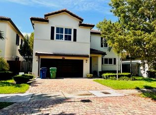 11887 SW 253rd Ter, Homestead, FL 33032