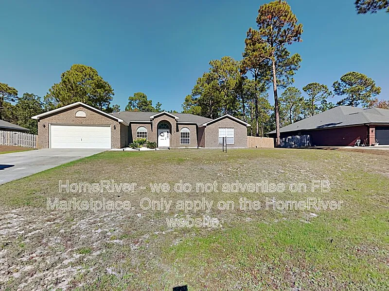4 bed, 2.0 bath, 2096 sqft, $2,495 — Photo 1
