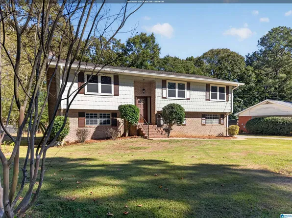 1405 Danbury Ln, Anniston, AL 36207
