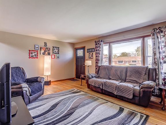 2nd image of 203 E Page Ave