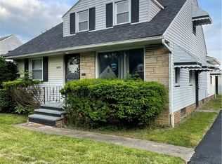 18306 Invermere Ave, Cleveland, OH 44122