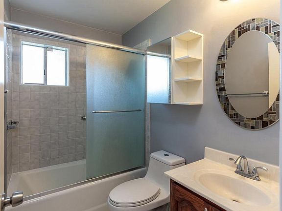 5th image of 2276 Aram Ave