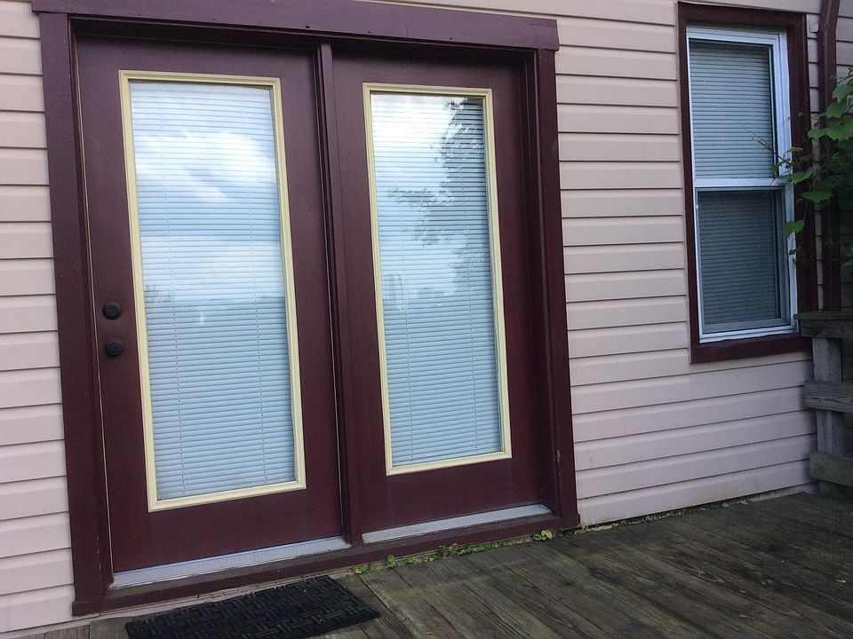 2nd image of 1917 Arlington Ave #B