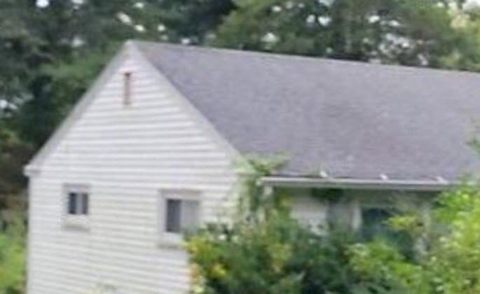 2nd image of 28 Cross Rd