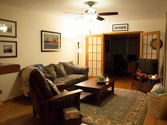 Evening picture of the living room.