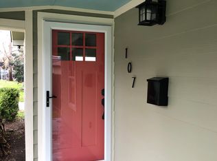 107 S Davis St, West, TX 76691