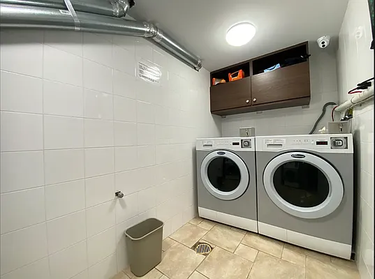 Rented by NY Space Finders Inc. | media 27