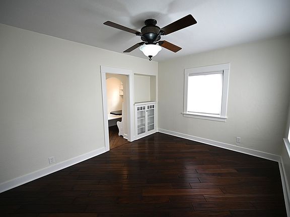 4th image of 2251 Bolinas St