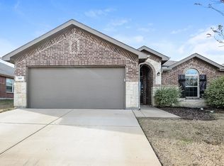 1317 Wysteria Ln, Burleson, TX 76028