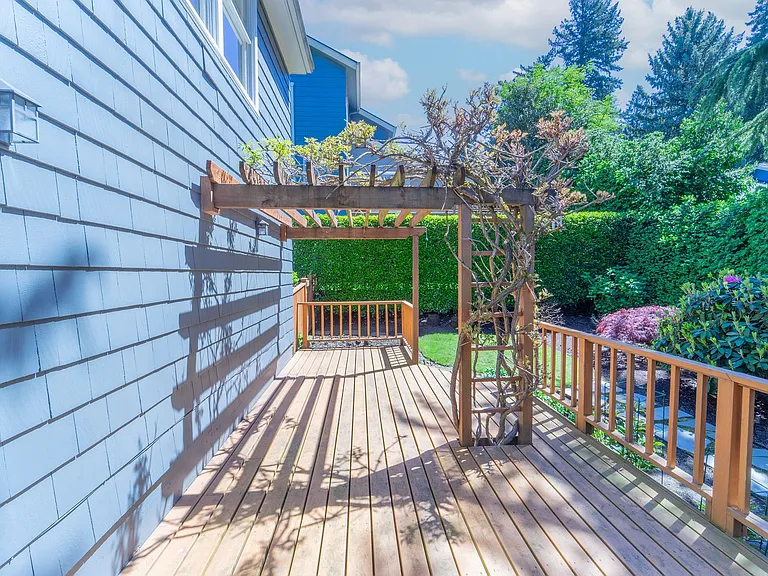 2840 SW Fern St — Photo 24