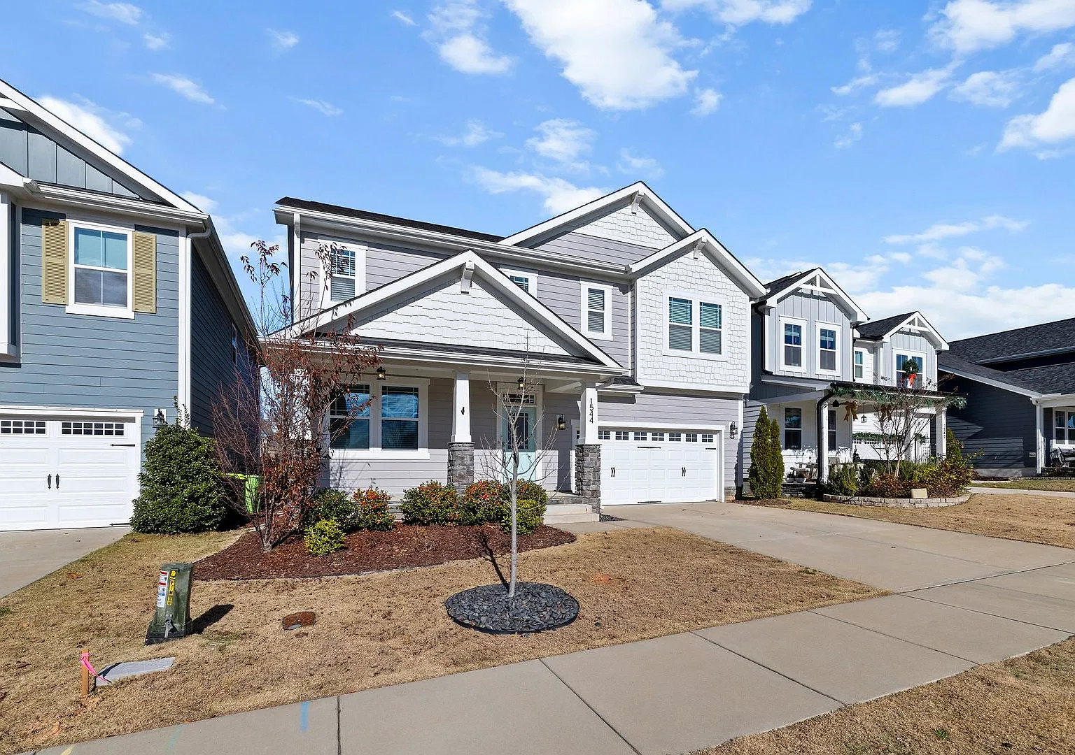 **Beautiful Wendell Falls Home 3/2.5 with Office, Loft & Fenced in Yard** — Photo 2