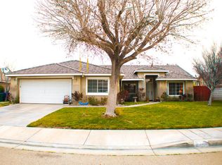 6129 Capri Ct, Palmdale, CA 93552