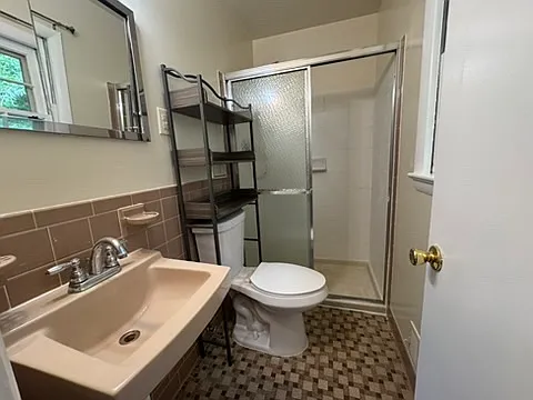 5811 Bucknell Ter — Photo 10