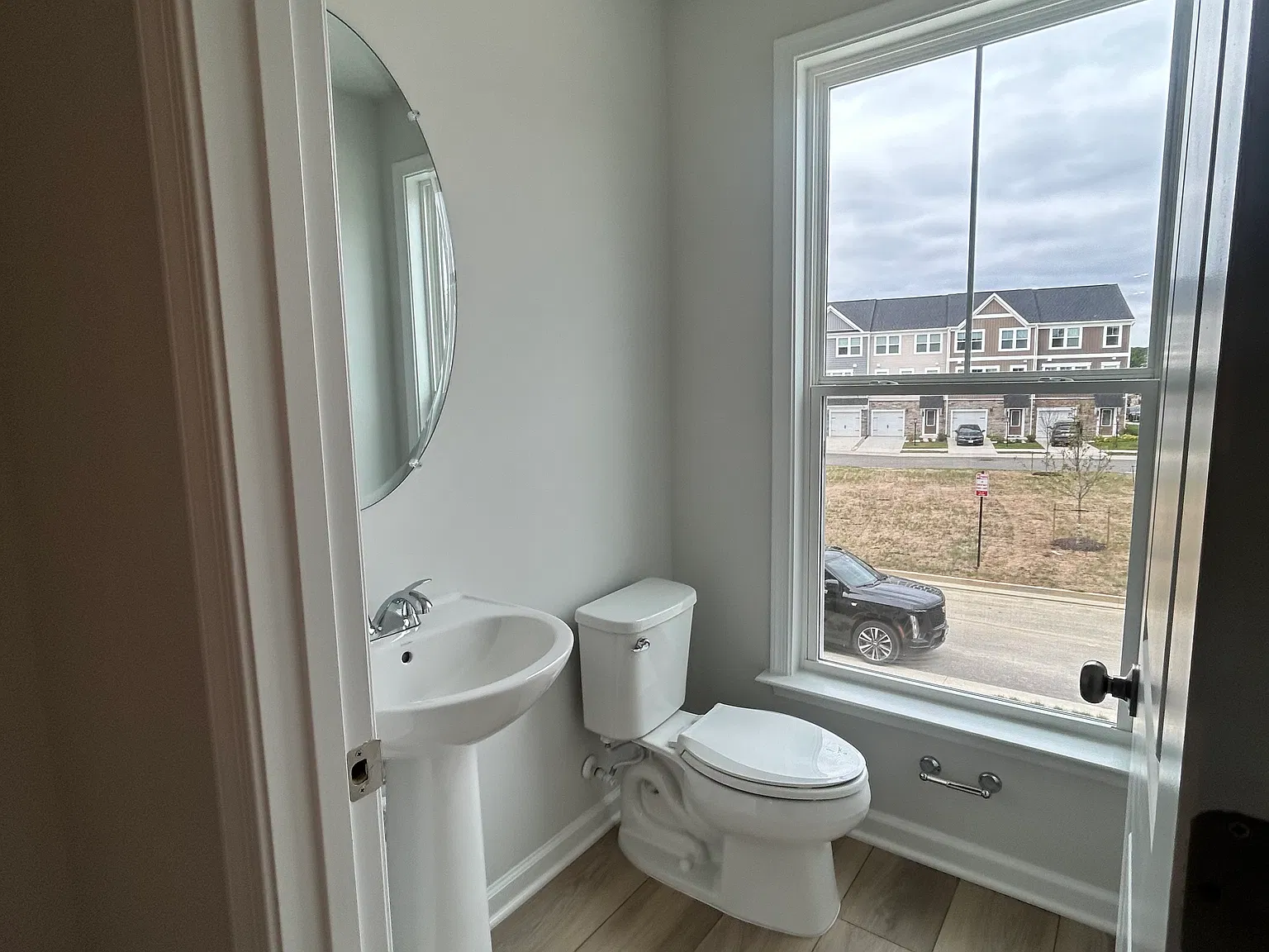 8707 Sybil St — Photo 4