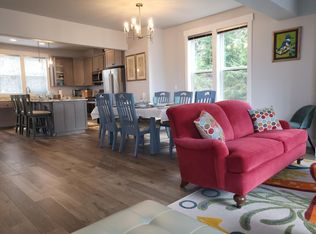 670 NE Lillian Ln, Depoe Bay, OR 97341