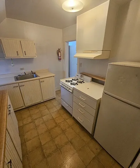 57 Church St #2 — Photo 4