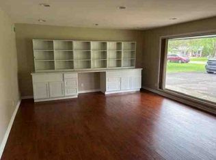 2642 Depew Dr, West Bloomfield, MI 48324