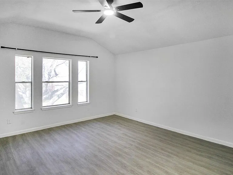 511 Chaseway Dr — Photo 15