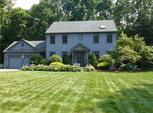 23 Southbury Rd, Cumberland, RI 02864